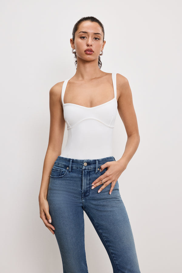 model: Size 0 |