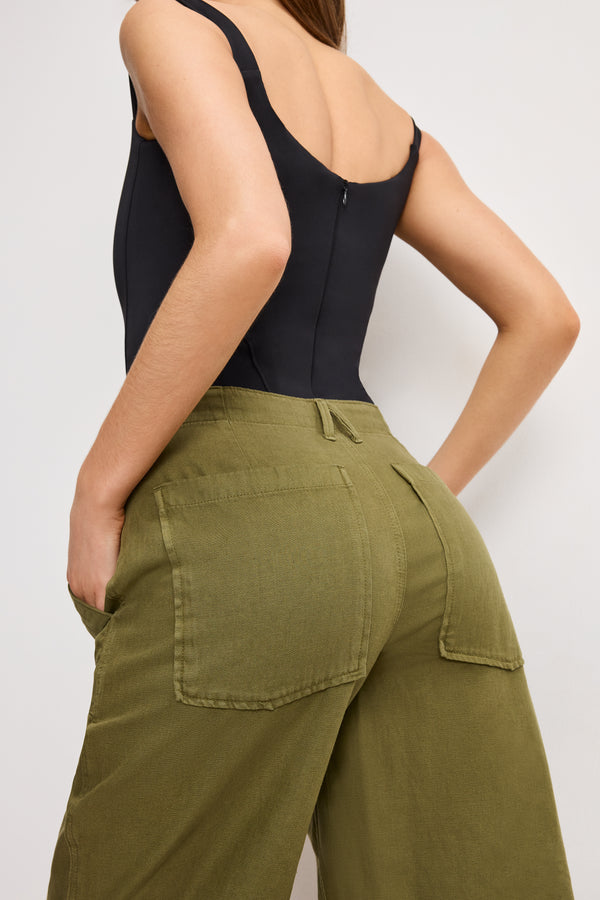 model: Size 0 |