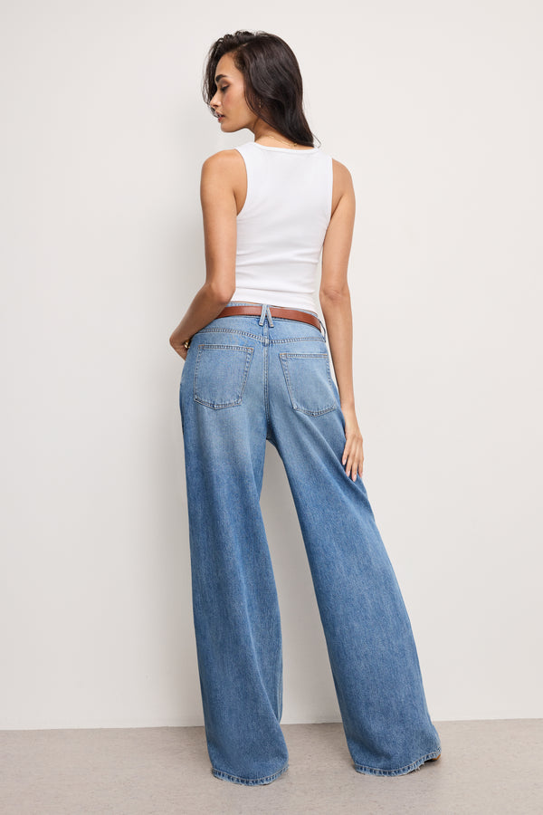 model: Size 0 |