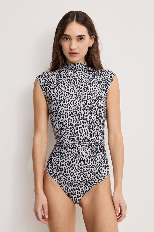WEIGHTLESS SCULPTING BODYSUIT | BLACK AND GREY LEOPARD