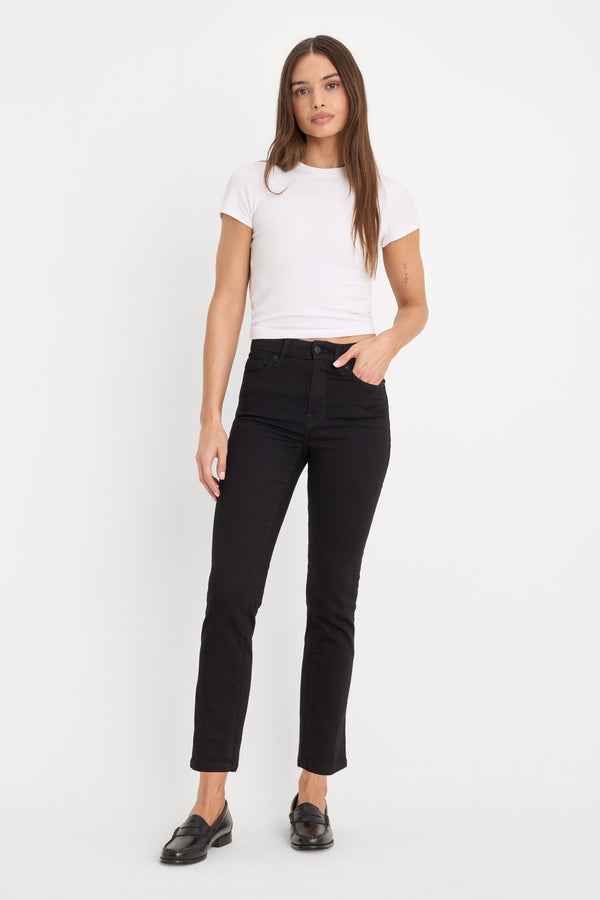 NEVER FADE GOOD LEGS STRAIGHT JEANS | BLACK001