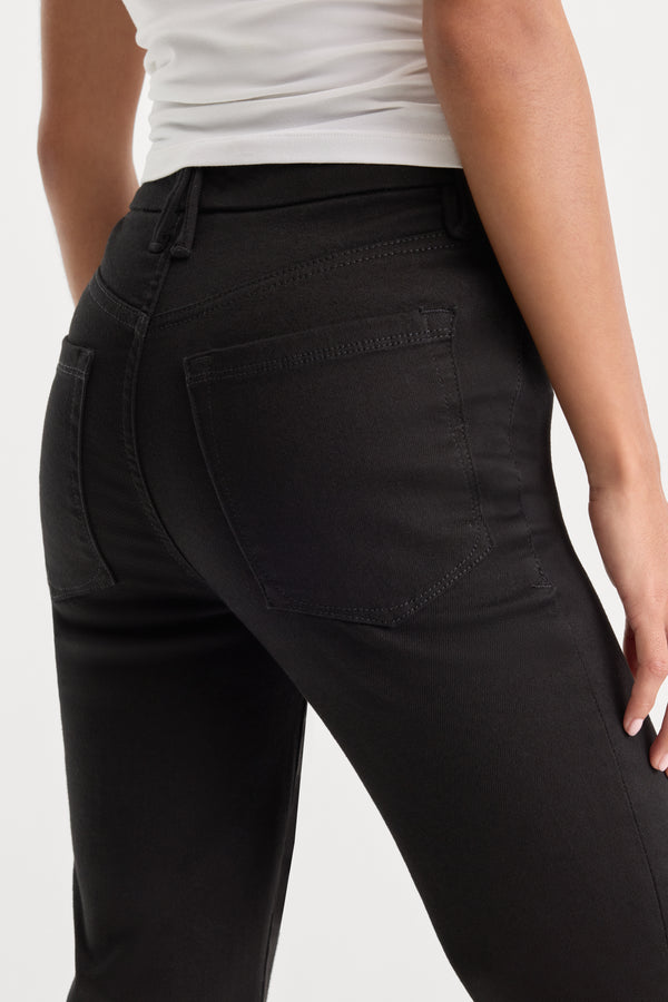NEVER FADE GOOD PETITE FLARE JEANS | BLACK