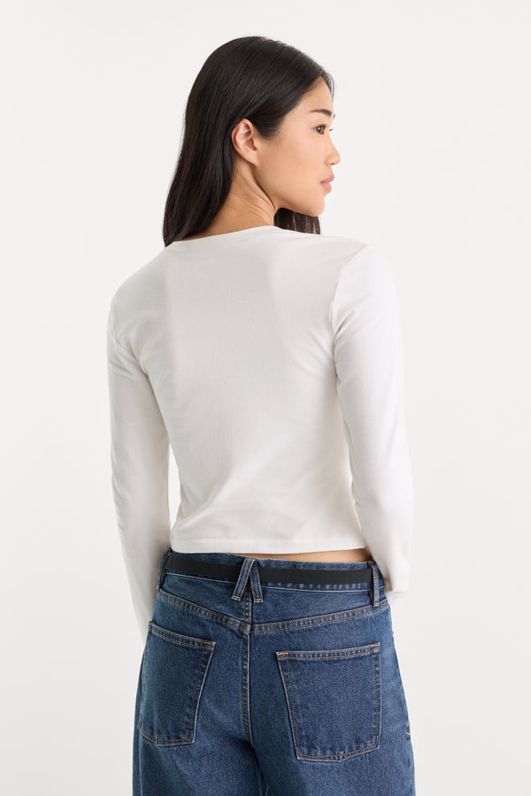 THE LONG SLEEVE BABY TEE | WHITE