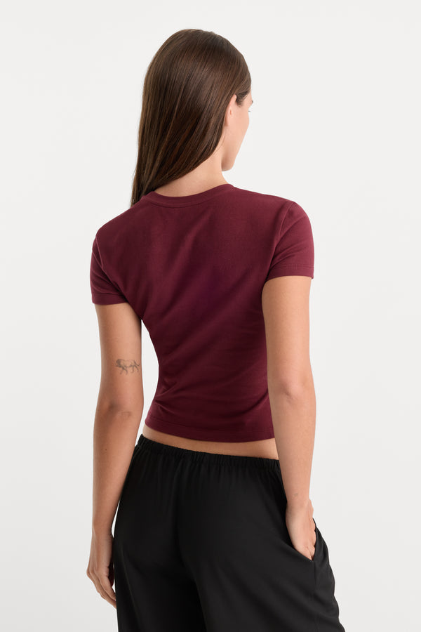 THE BABY TEE | BERRY NOIR