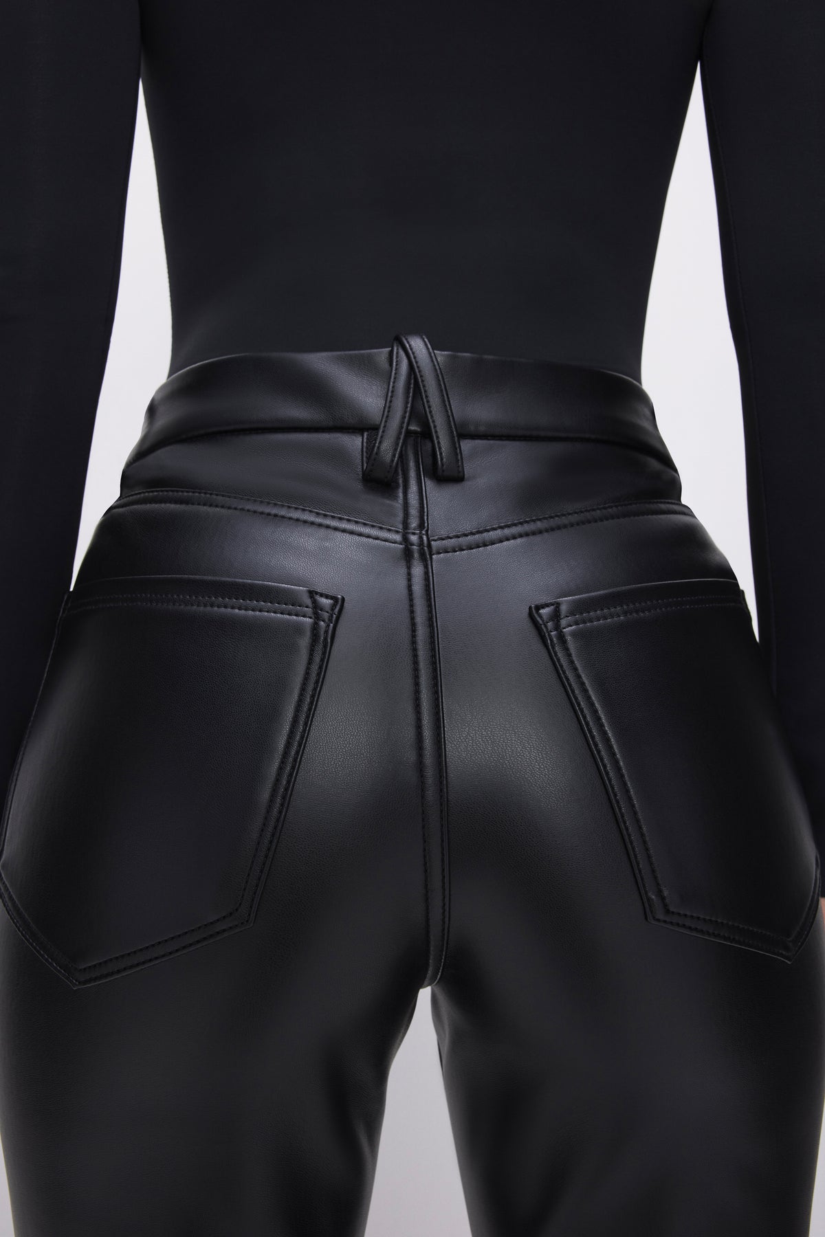 model: Size 0 |
