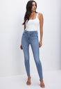 model: Size 0 |
