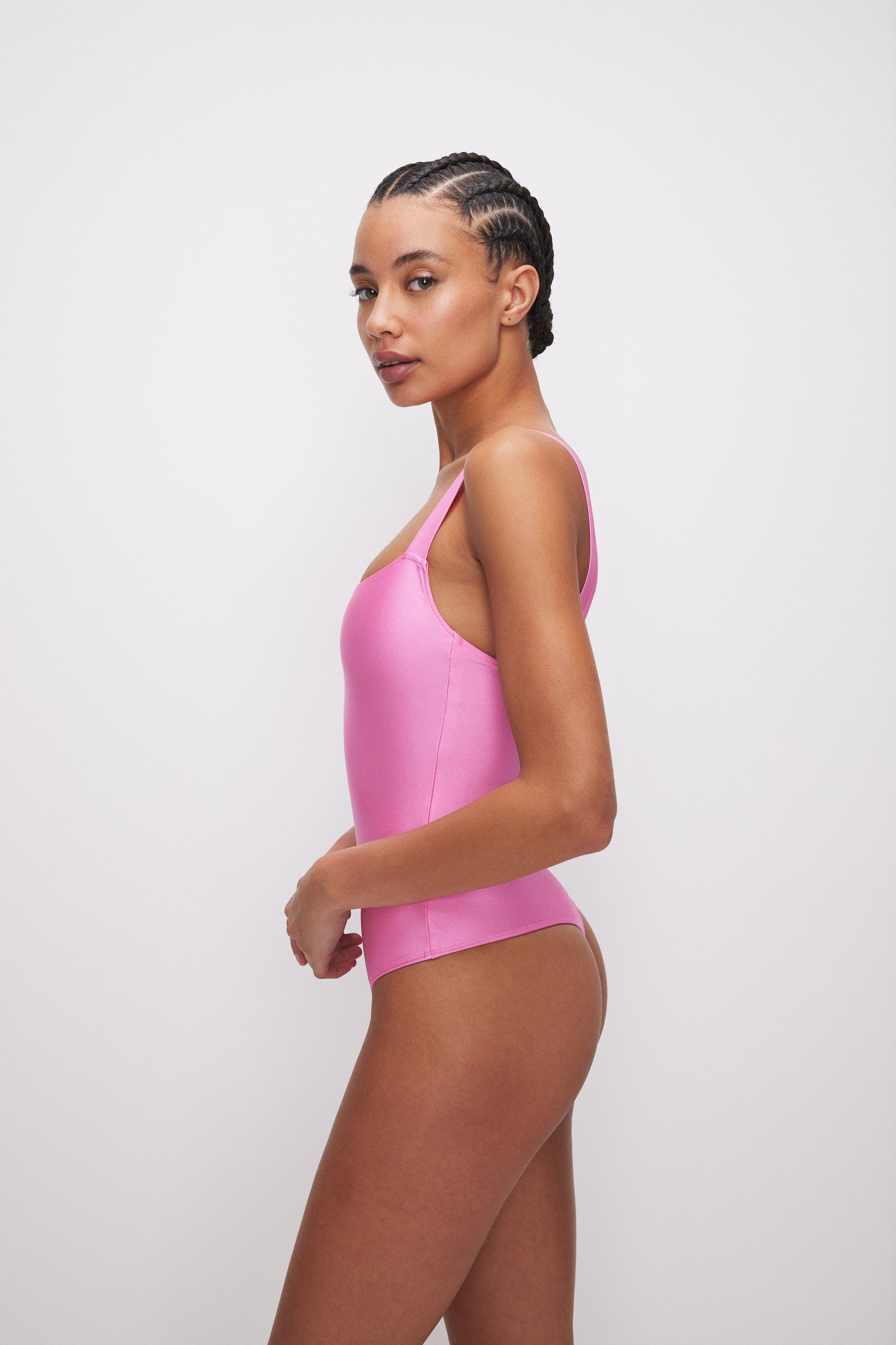 model: Size 0 |