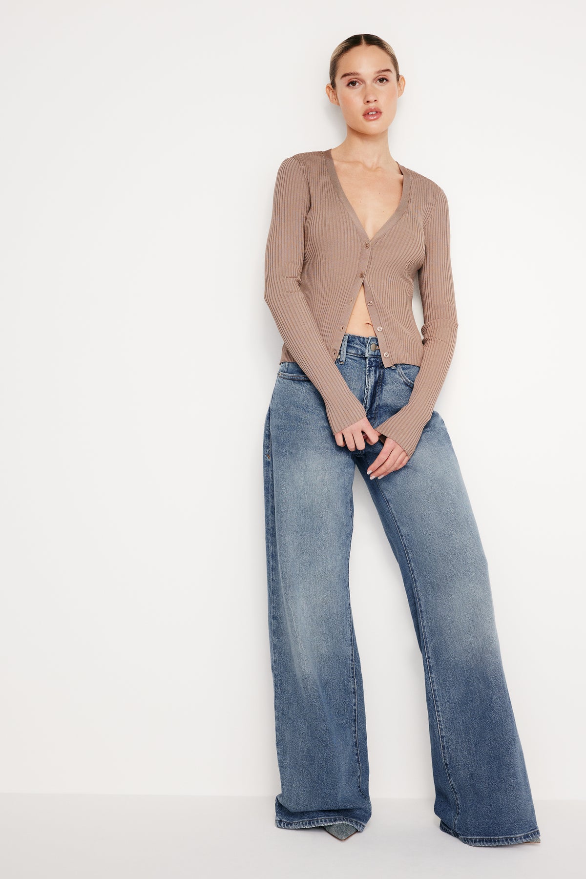 model: Size 0 |