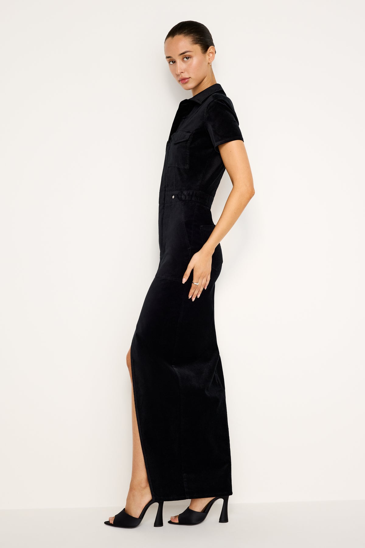 model: Size 0 |