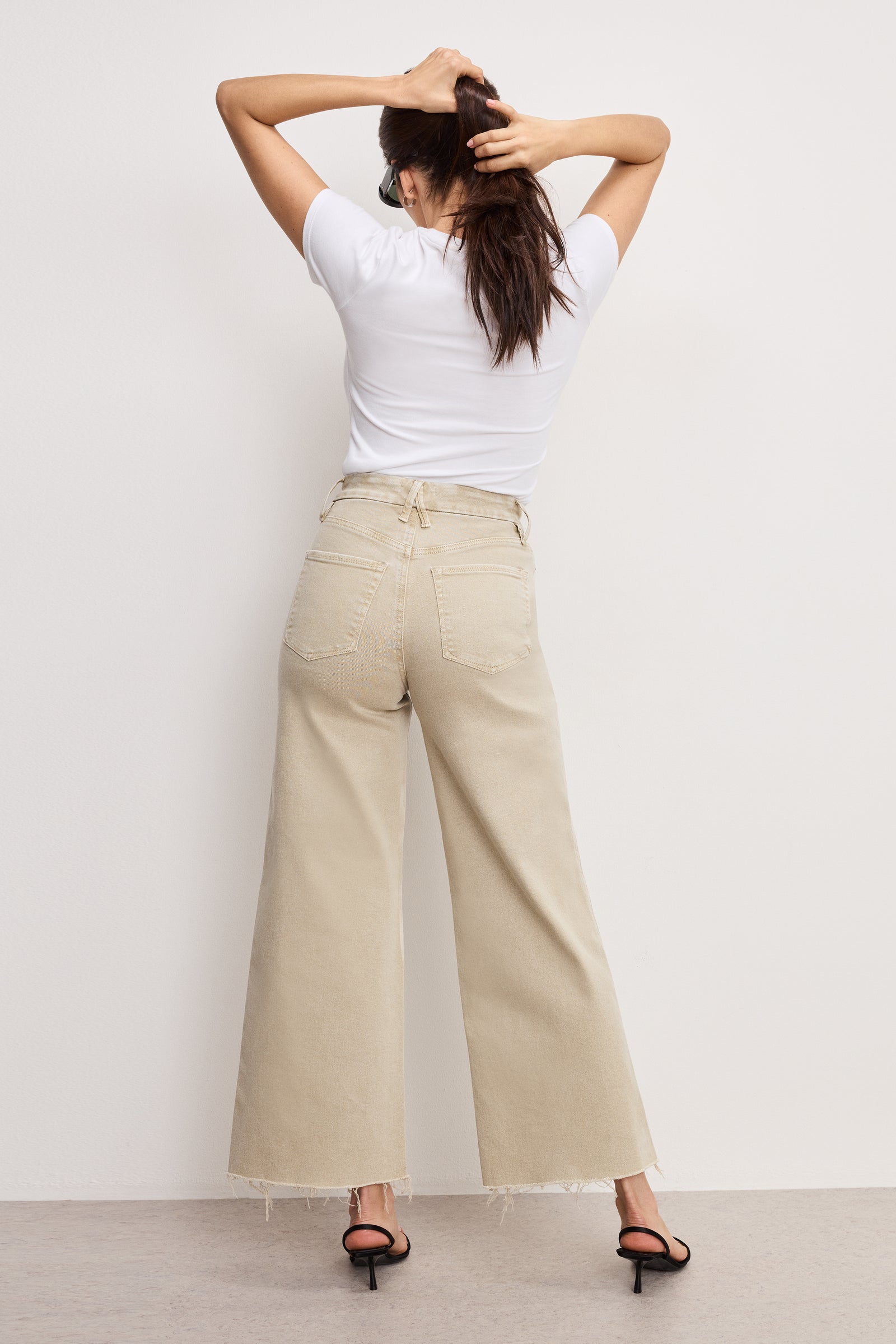 model: Size 0 | 