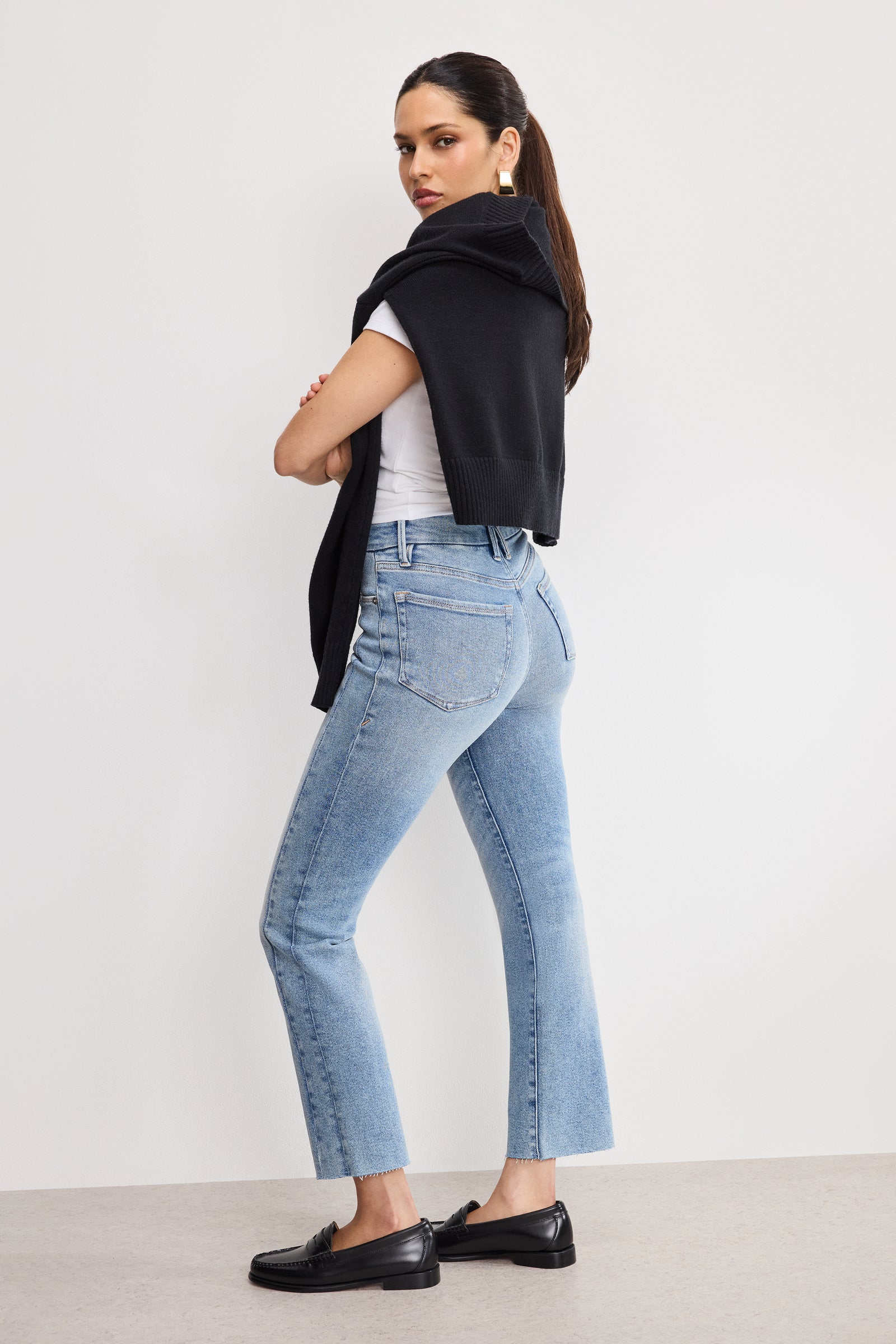 SOFT TECH GOOD LEGS STRAIGHT JEANS | INDIGO799
