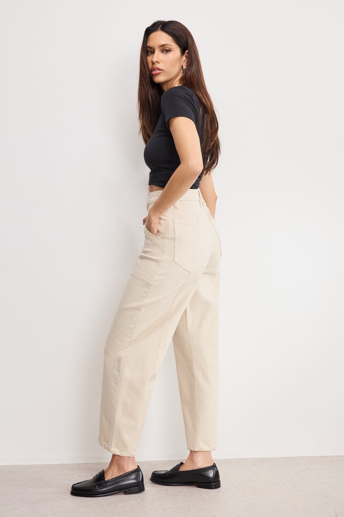 CROPPED BARREL PANTS |