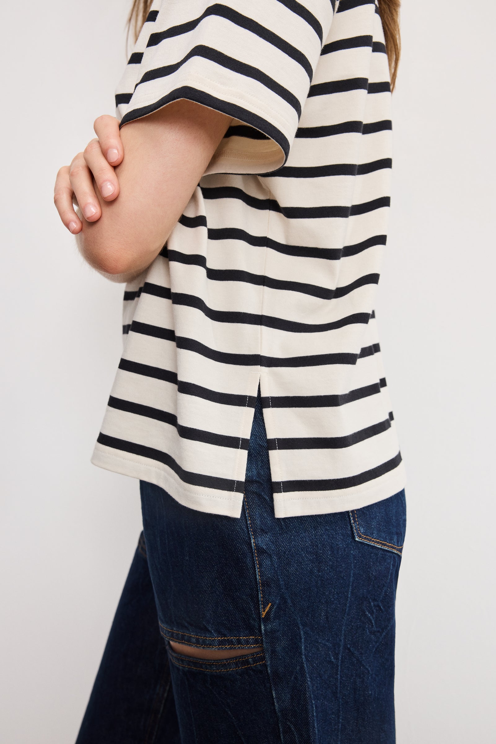 COTTON OVERSIZED TEE | BLACK AND ECRU WIDE STRIPE