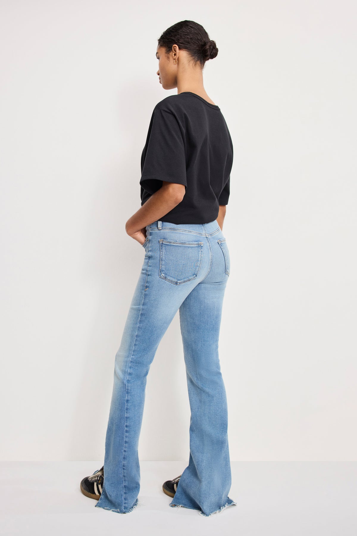 SOFT TECH GOOD LEGS FLARE JEANS | INDIGO995