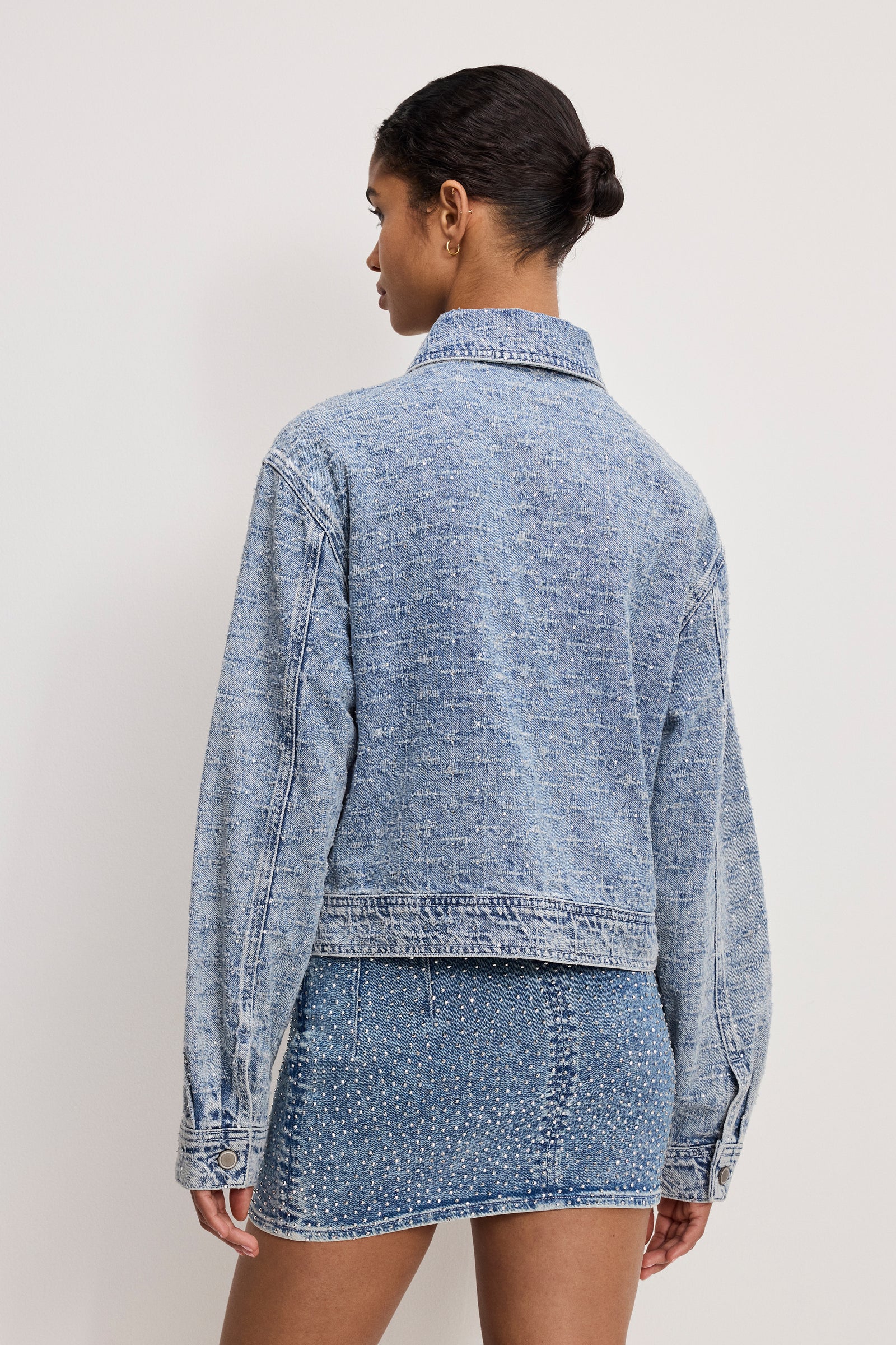 CRYSTAL DENIM JACKET | INDIGO1070