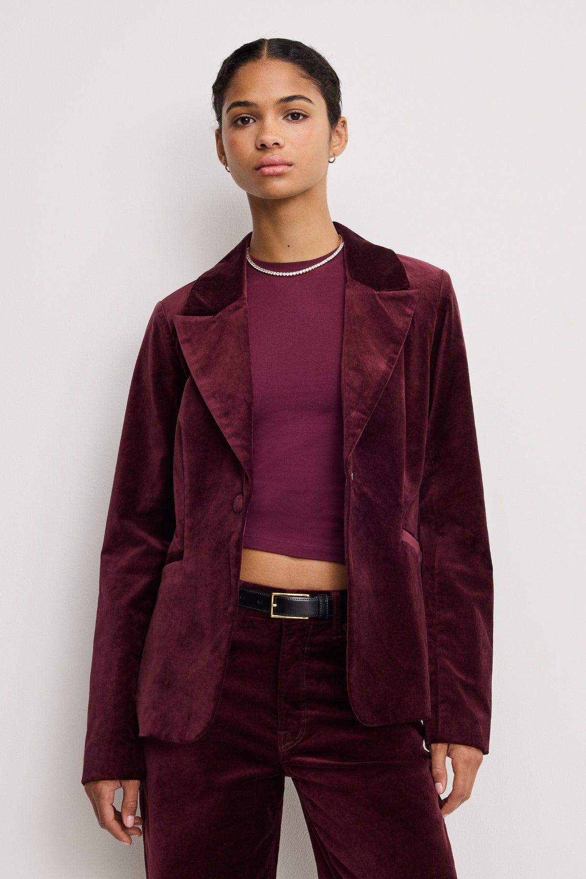 VELVET SCULPTED BLAZER | FIG007