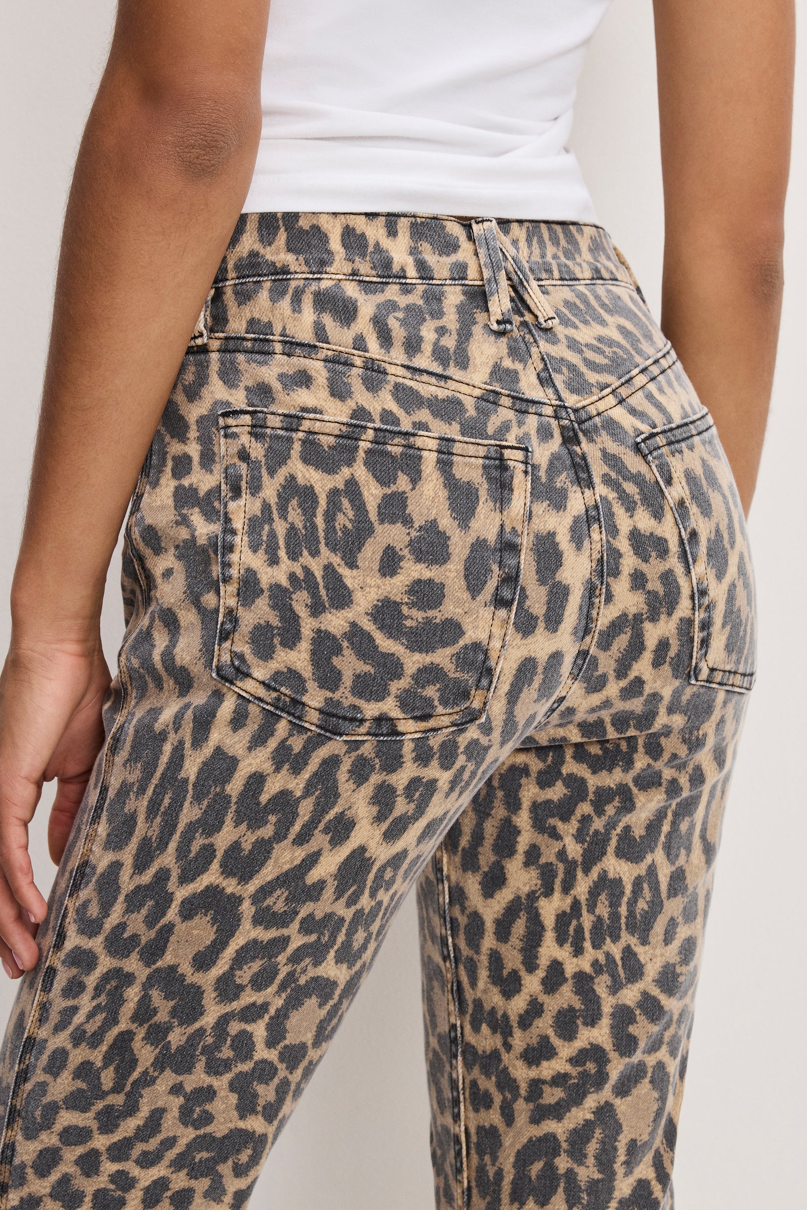 GOOD KICK FLARE LEOPARD JEANS | LUCKY LEOPARD001
