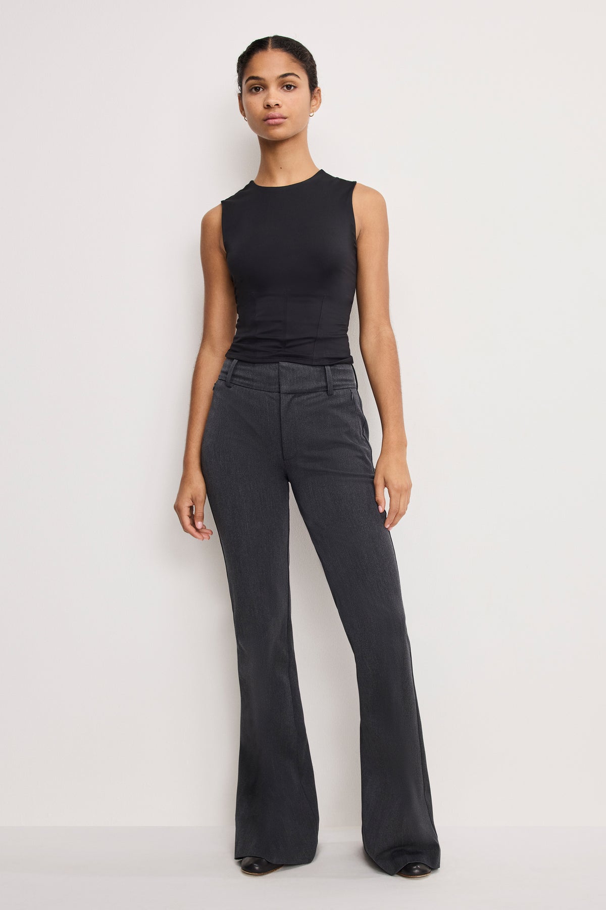 ESSENTIAL SUITING FLARE TROUSERS | DARK HEATHER GRAY