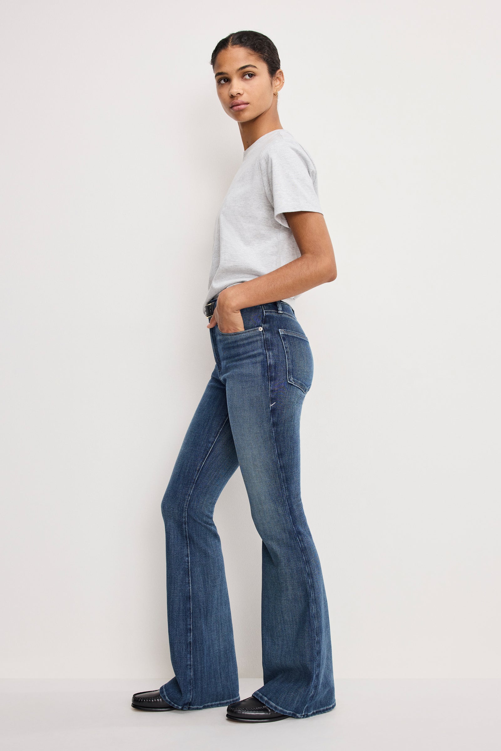 SOFT TECH GOOD LEGS FLARE JEANS | INDIGO855