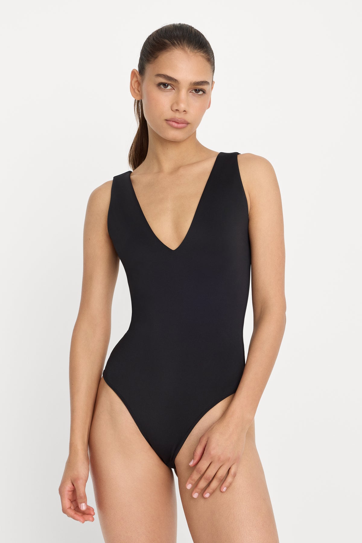 SCULPTING DEEP V BODYSUIT | BLACK001