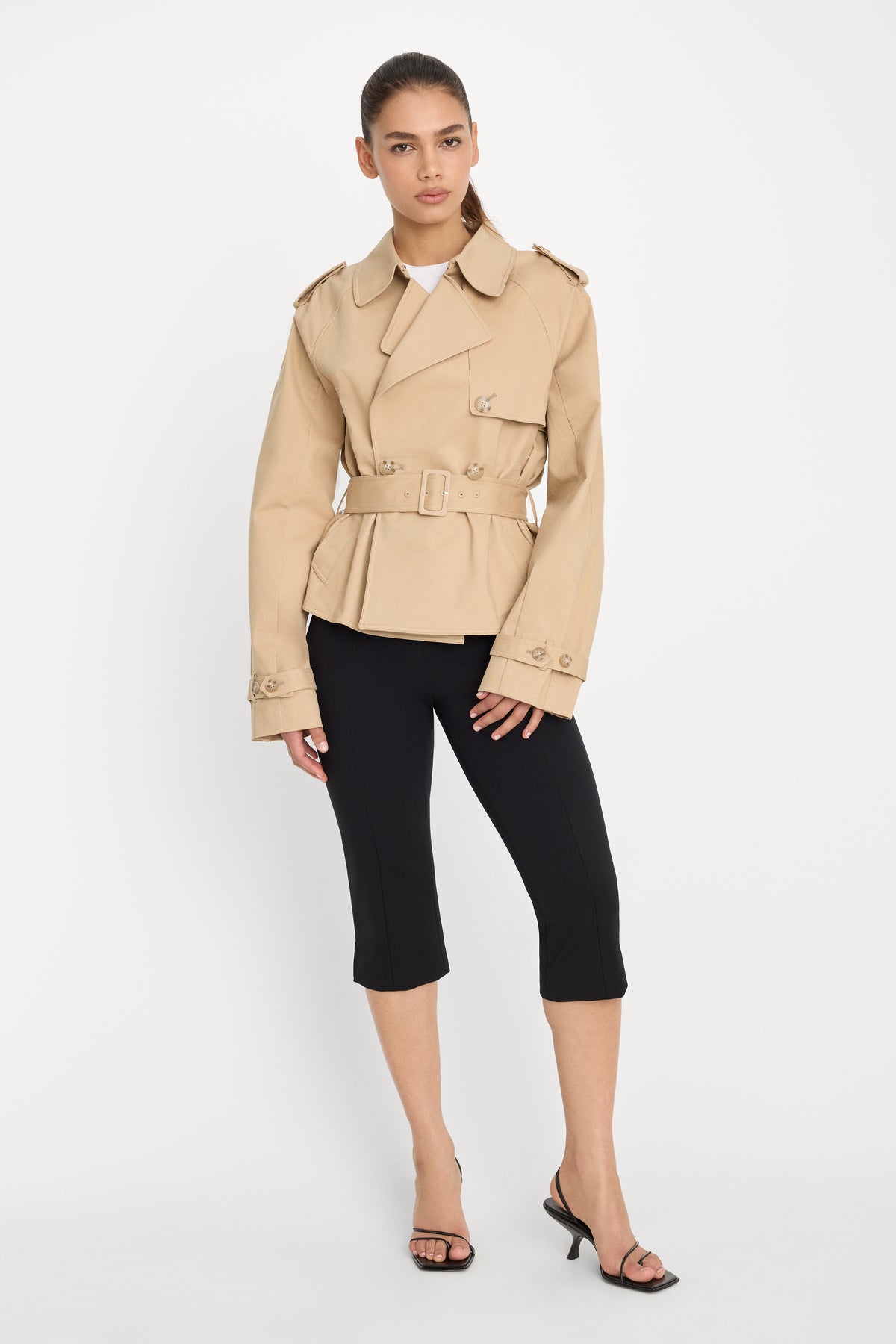 THE CROPPED TRENCH JACKET | SANDY FAWN