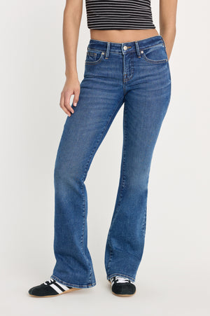 GOOD LOW RISE BOOTCUT JEANS | INDIGO1218