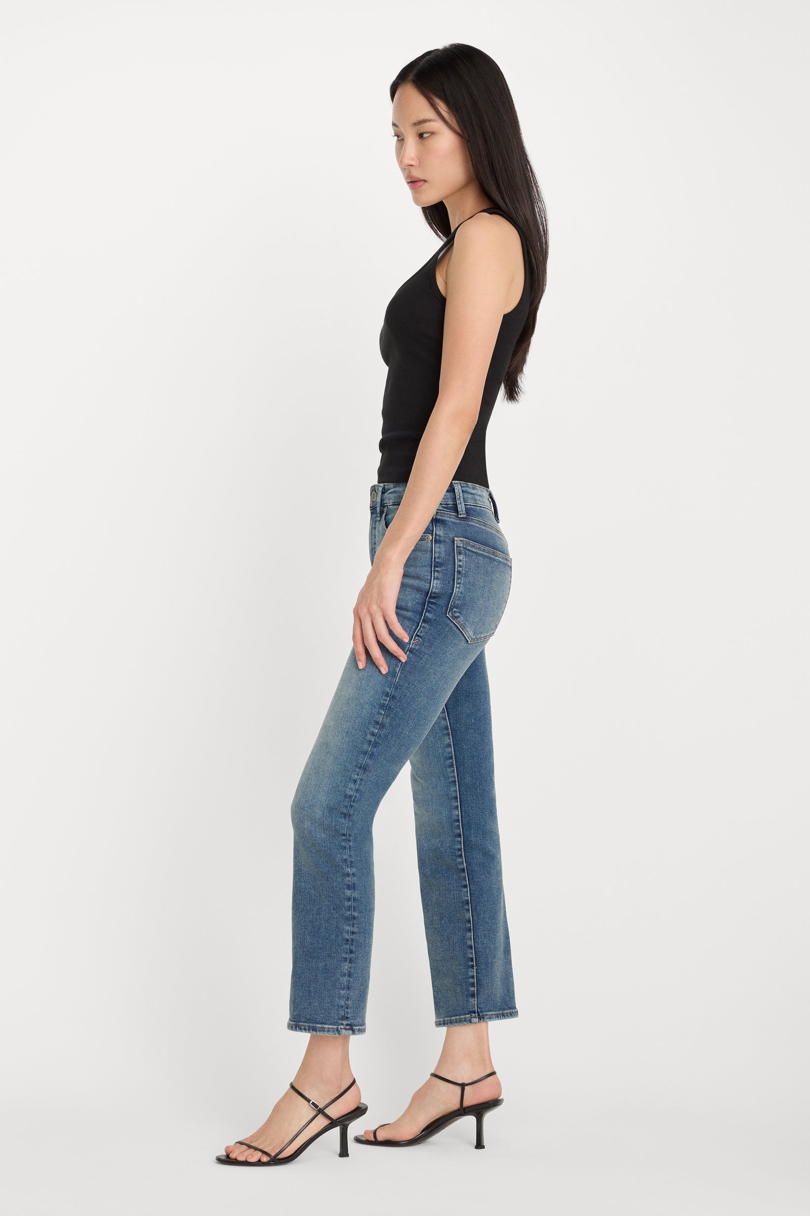 COMPRESSION GOOD LEGS STRAIGHT JEANS | INDIGO254