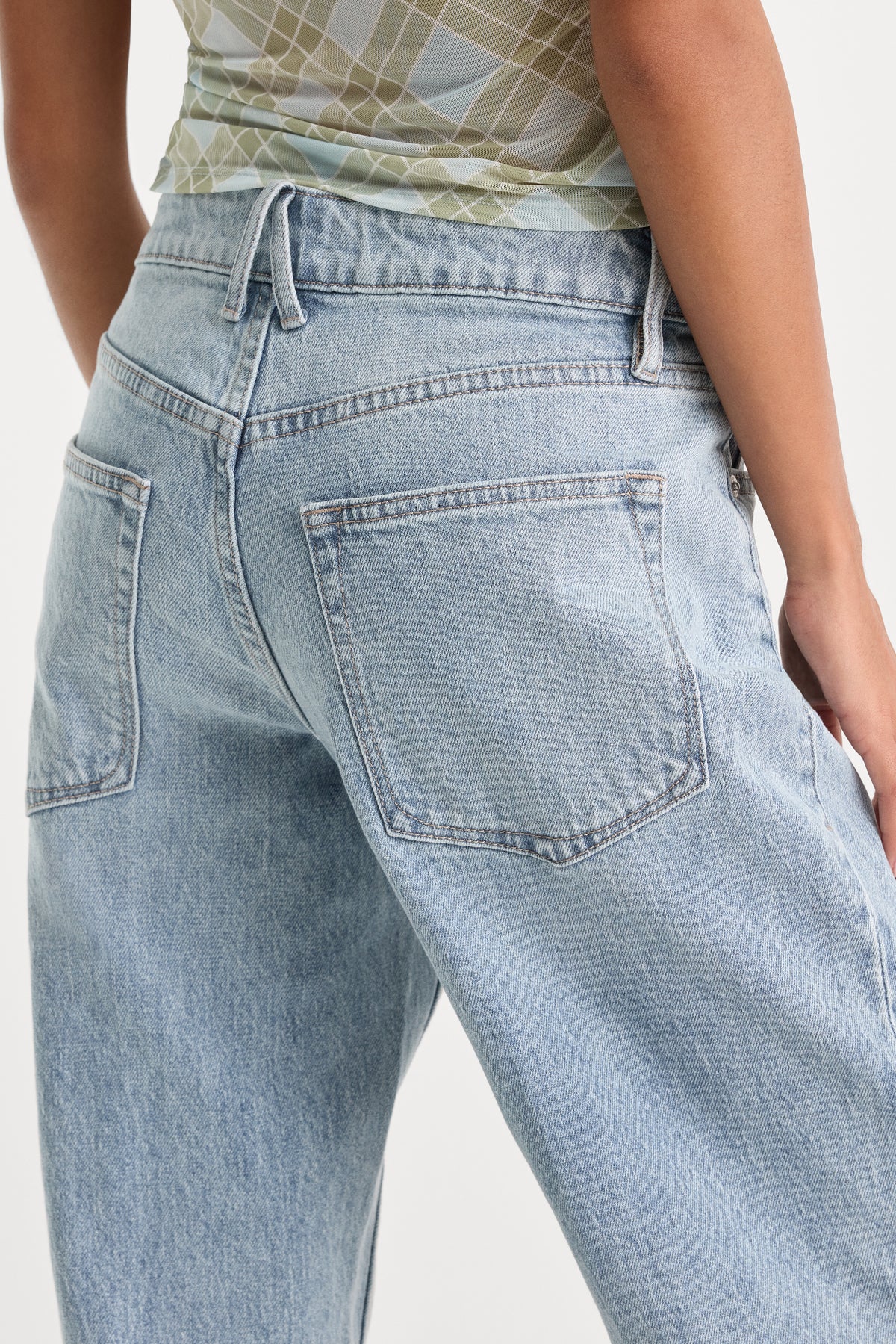 GOOD PETITE 90'S JEANS | INDIGO1257