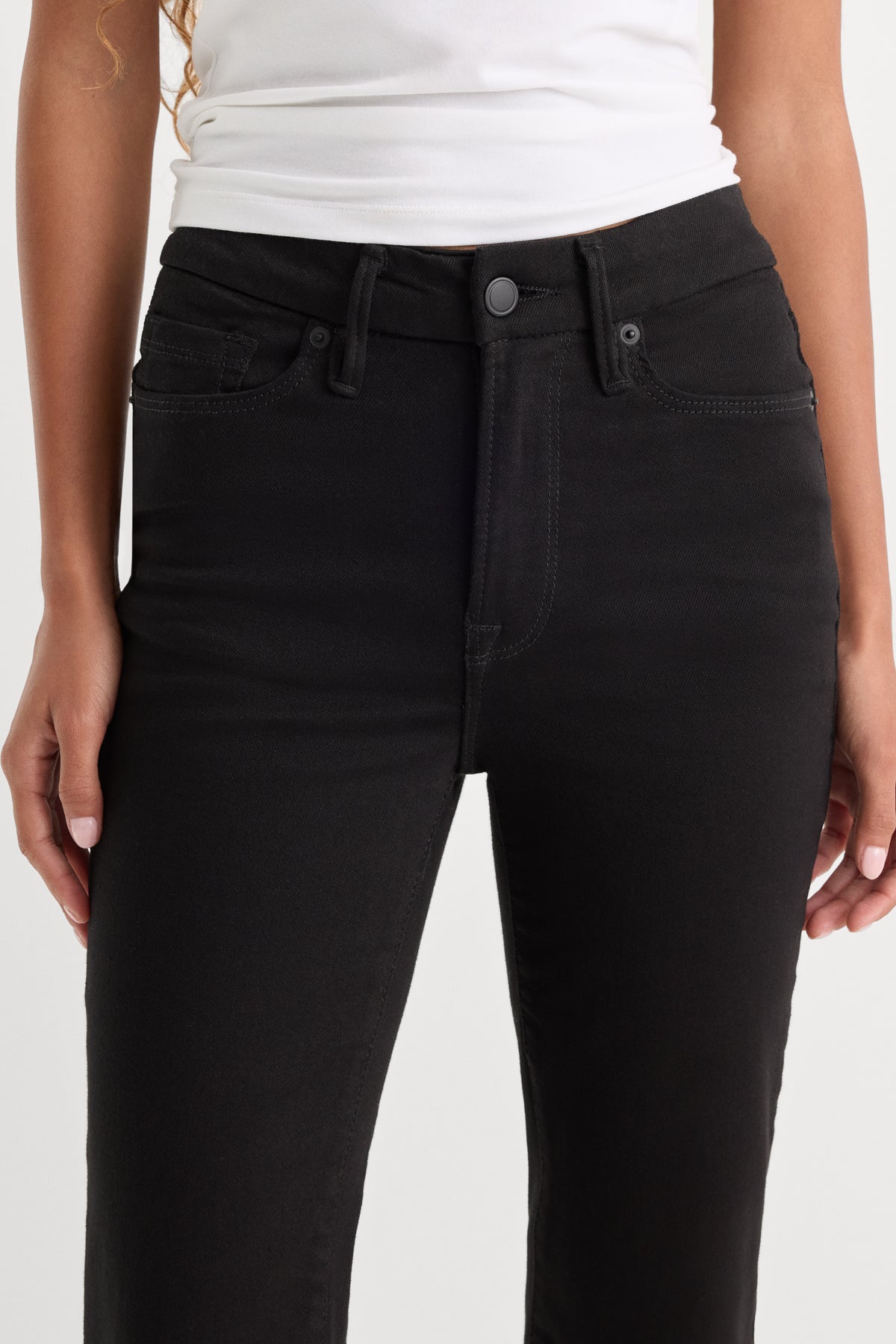 NEVER FADES GOOD PETITE FLARE JEANS | BLACK