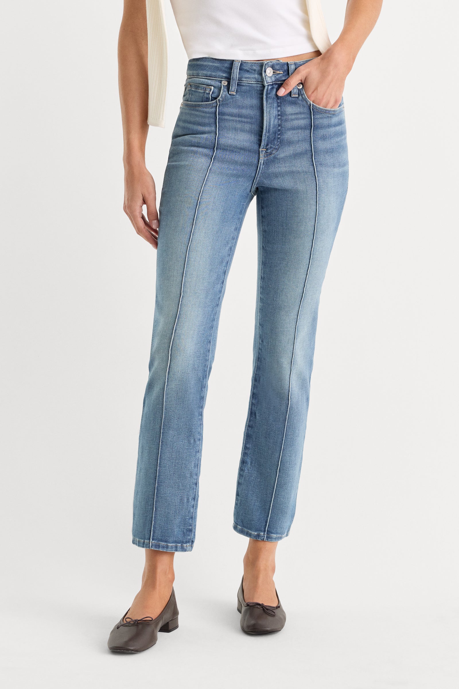 SOFT TECH GOOD LEGS STRAIGHT JEANS | INDIGO1238