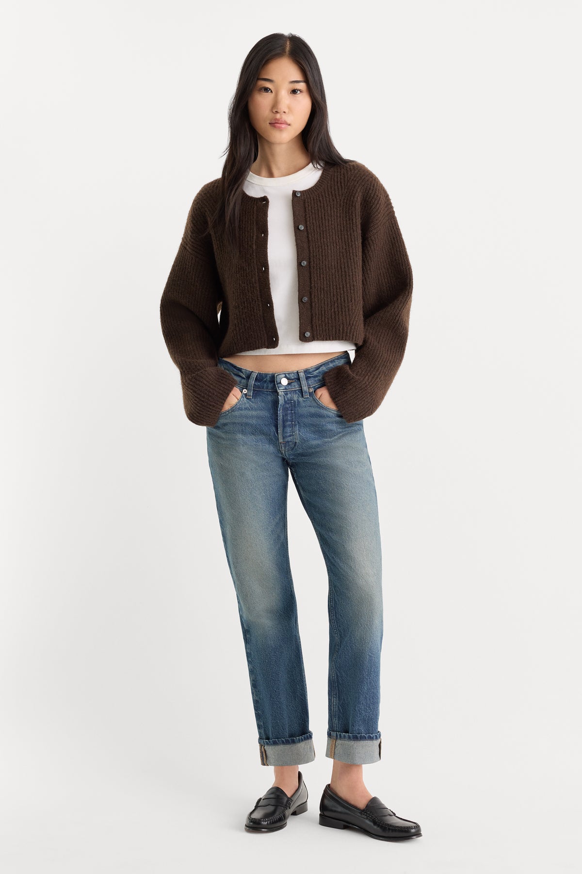 THE CHUNKY KNIT CARDIGAN | ESPRESSO-4 | GOOD AMERICAN | MODEL