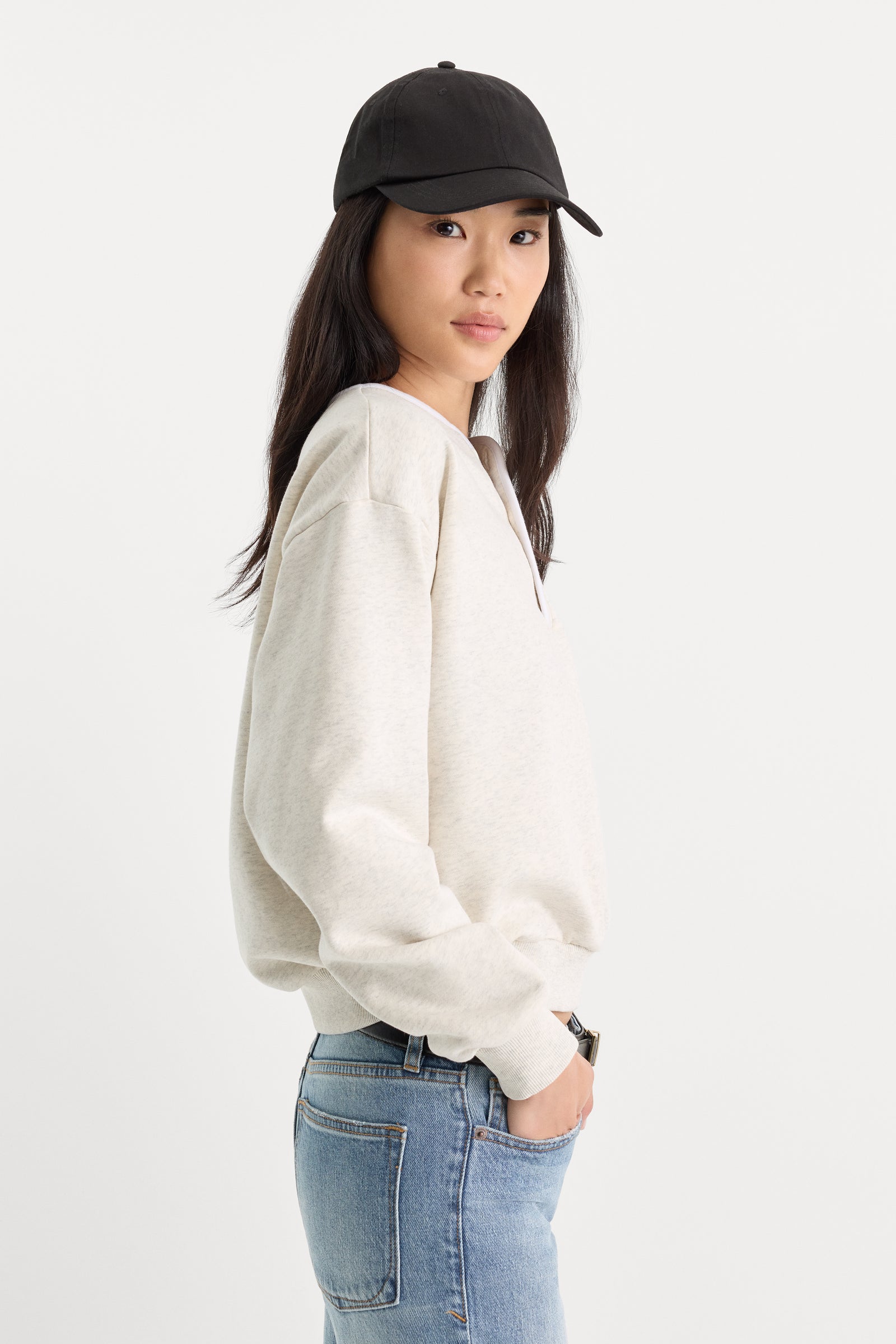 THE BRUSHED FLEECE HENLEY | OATMEAL