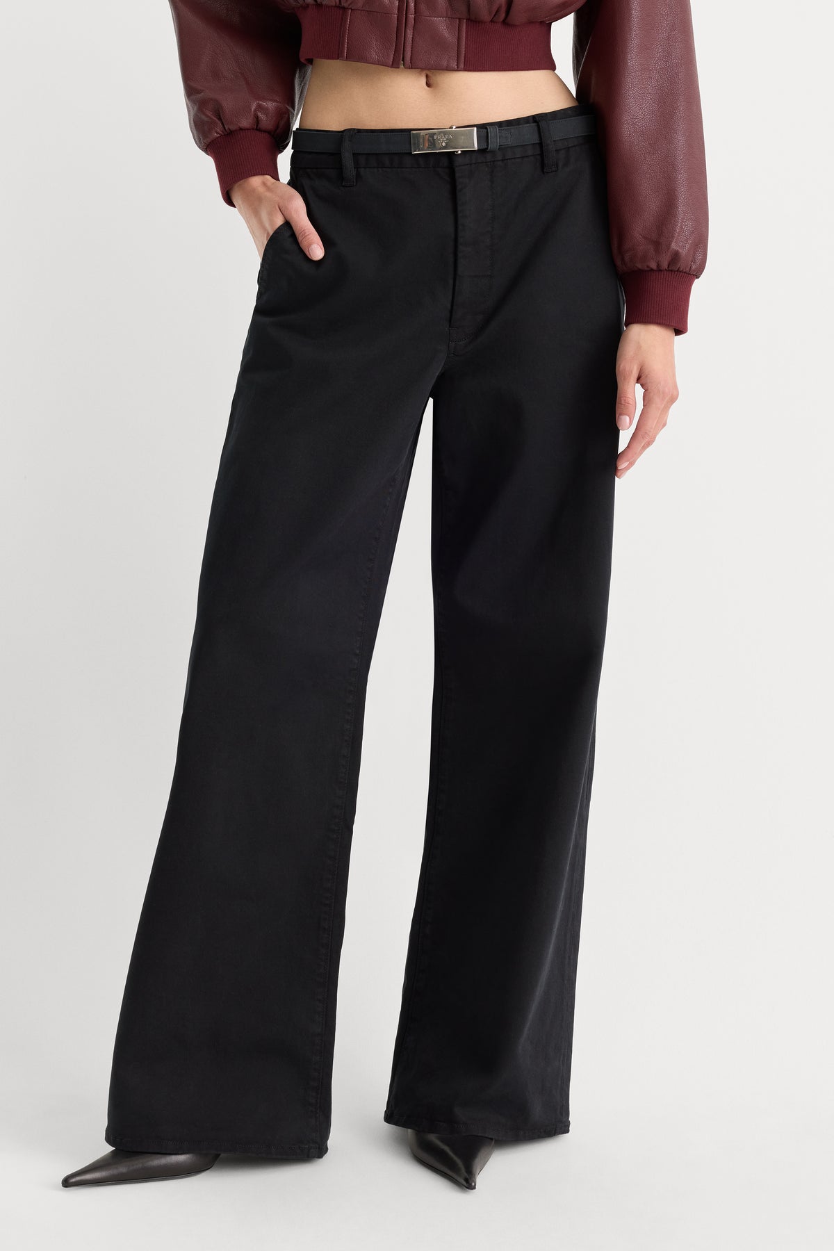 LOW SLUNG BAGGY TROUSER | BLACK-2 | GOOD AMERICAN | MODEL