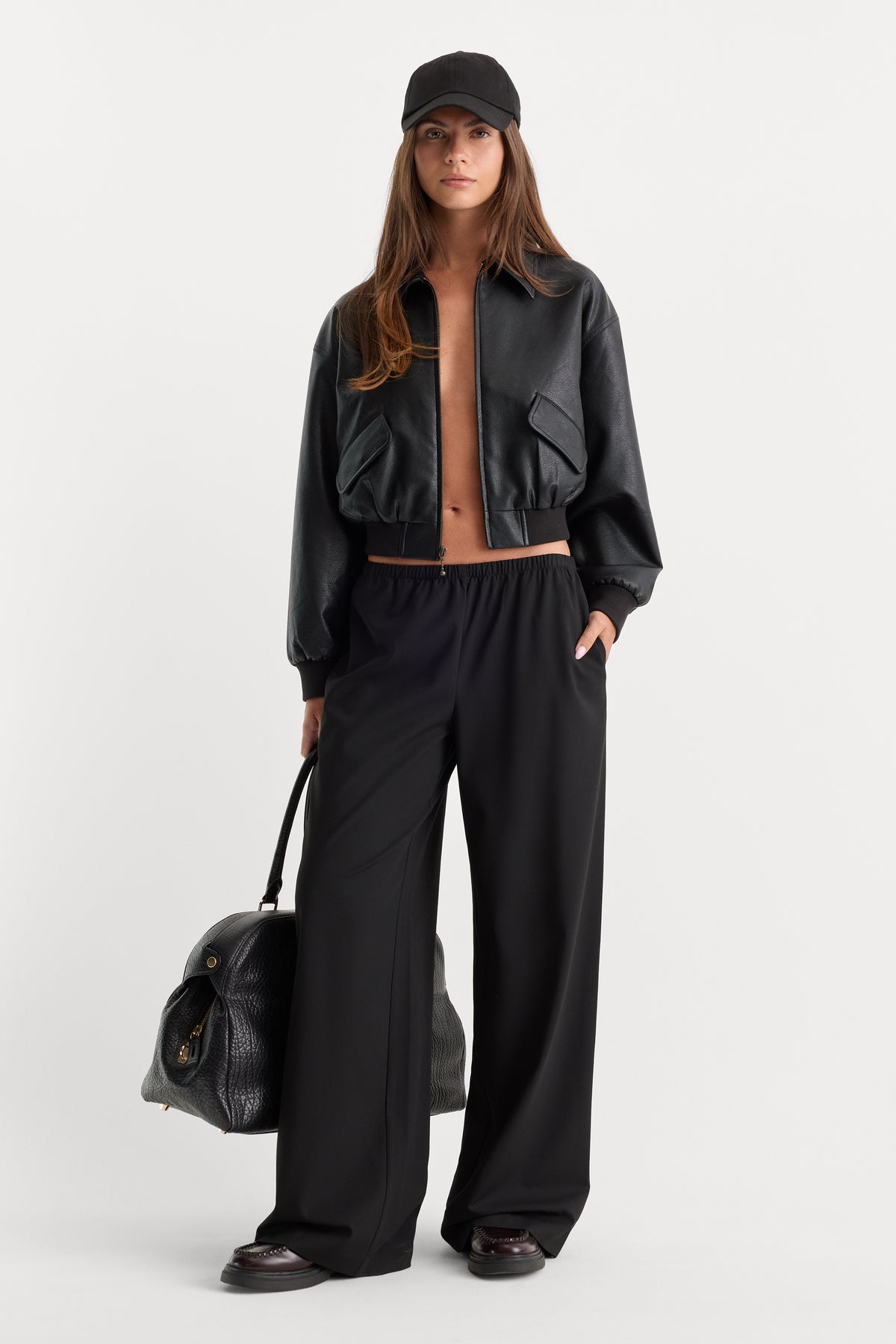 THE BETTER THAN LEATHER BOMBER JACKET | BLACK001-3 | GOOD AMERICAN | MODEL