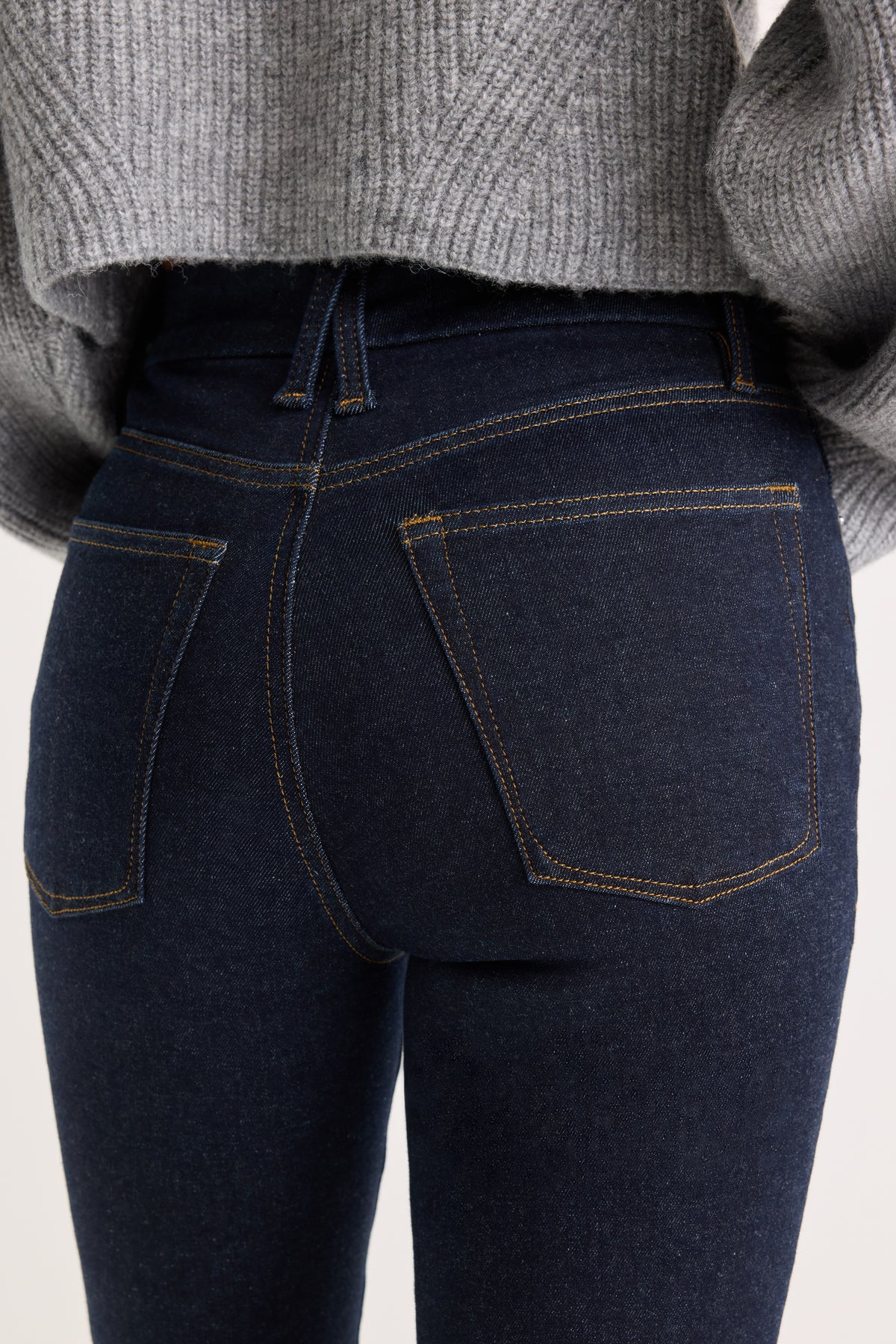 ALWAYS FITS GOOD LEGS STRAIGHT JEANS LONG | DENETHICBLUE04-6 | GOOD AMERICAN | MODEL