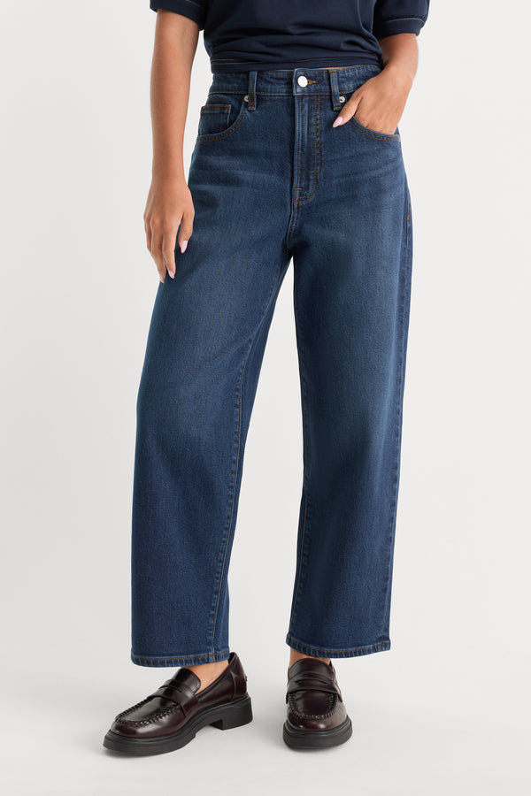 VINTAGE BARREL ANKLE JEANS | MERIDIAN-5 | GOOD AMERICAN | MODEL