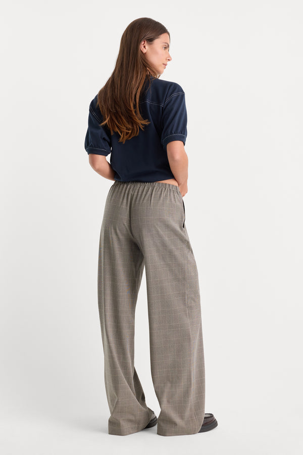 THE PULL ON TROUSER | MINI PLAID