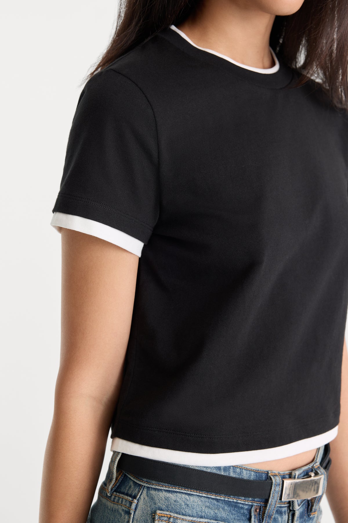 THE LAYERED TEE | BLACK-2 | GOOD AMERICAN | MODEL