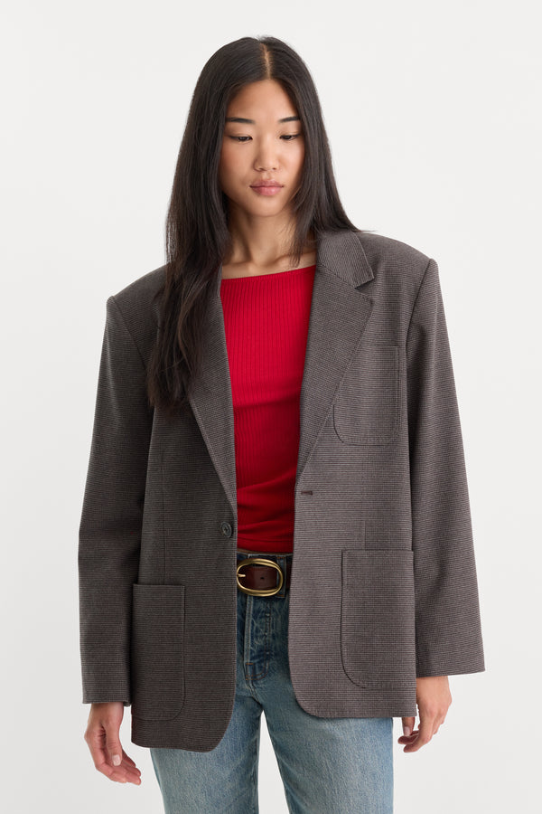 THE OVERSIZED BLAZER | CHARCOAL MINI HOUNDSTOOTH-4 | GOOD AMERICAN | MODEL