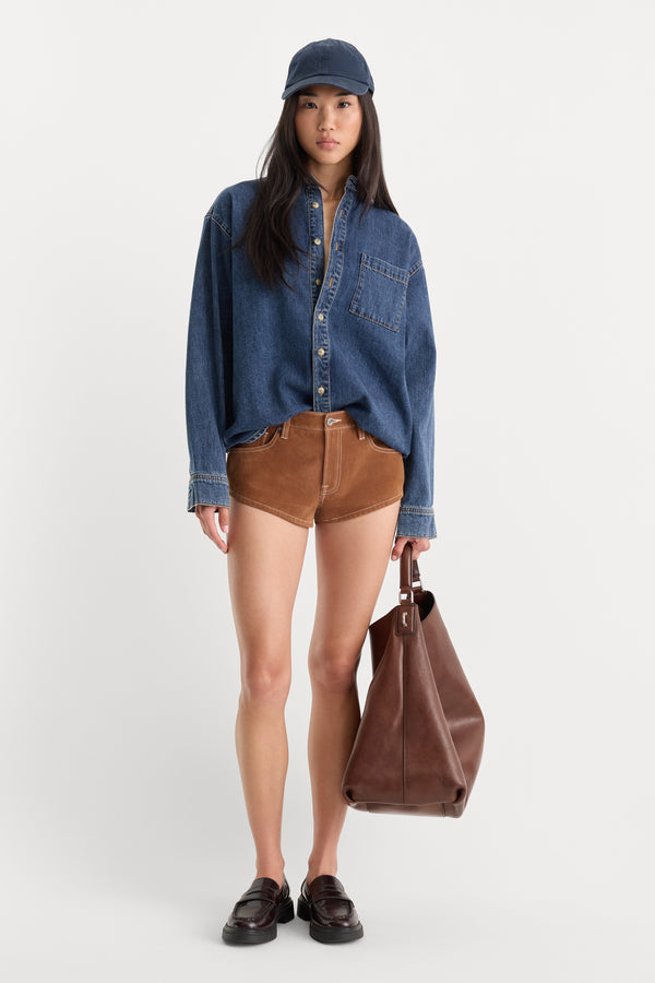 THE BETTER THAN SUEDE MICRO SHORT | CAFE CLAY-1 | GOOD AMERICAN | MODEL