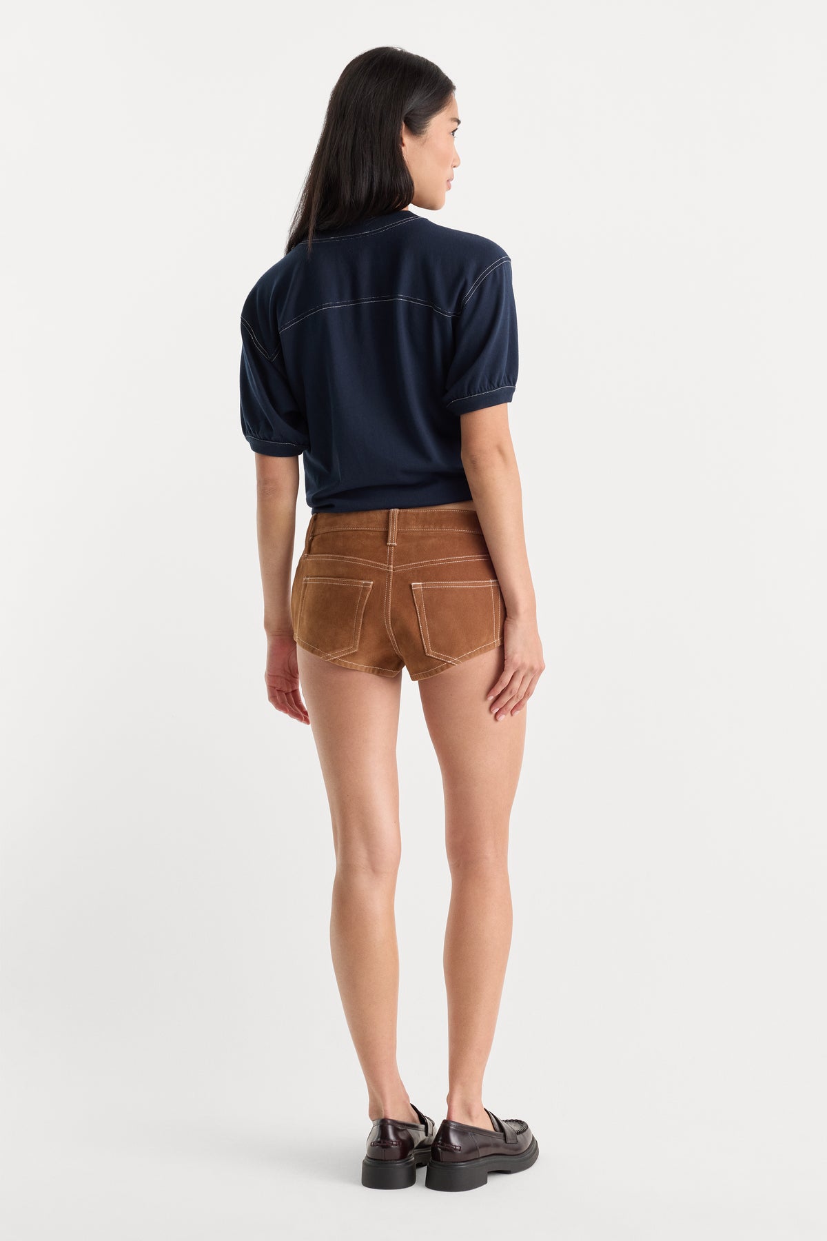 THE BETTER THAN SUEDE MICRO SHORT | CAFE CLAY-6 | GOOD AMERICAN | MODEL