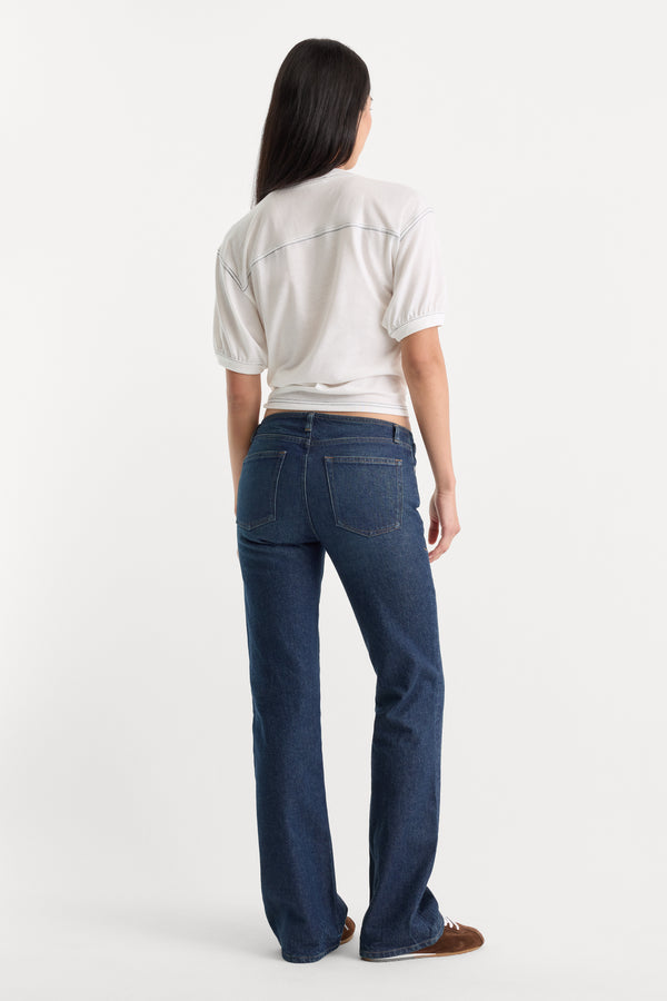 GHOST WAIST LOW RISE BOOTCUT JEANS | QUIRK-5 | GOOD AMERICAN | MODEL