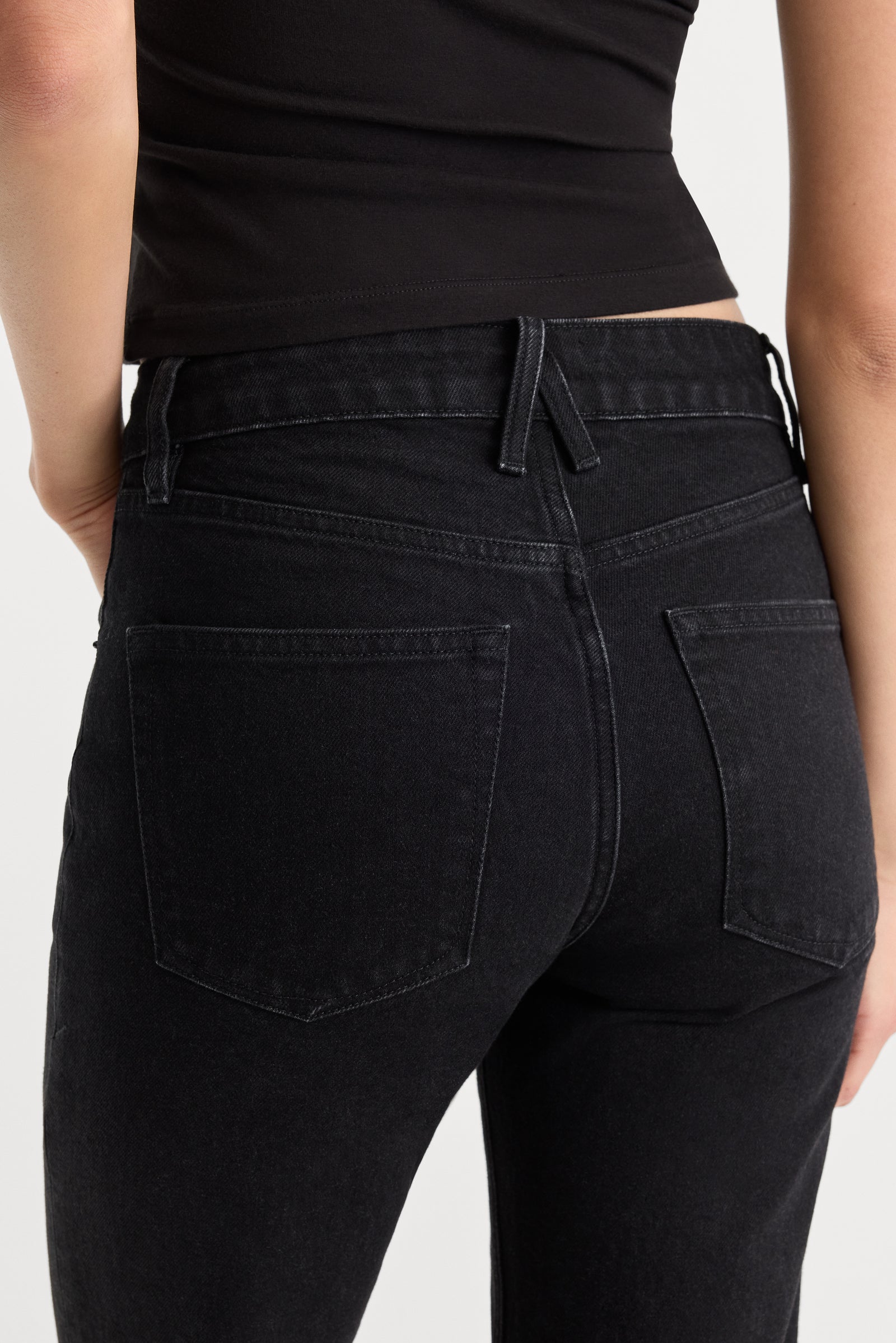 VINTAGE STRAIGHT JEANS | PETRA
