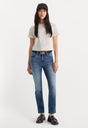 MID RISE CIGARETTE JEANS | NEWCREST-1 | GOOD AMERICAN | MODEL