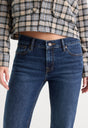 GOOD LOW RISE BOOTCUT JEANS | UMBER-3 | GOOD AMERICAN | MODEL