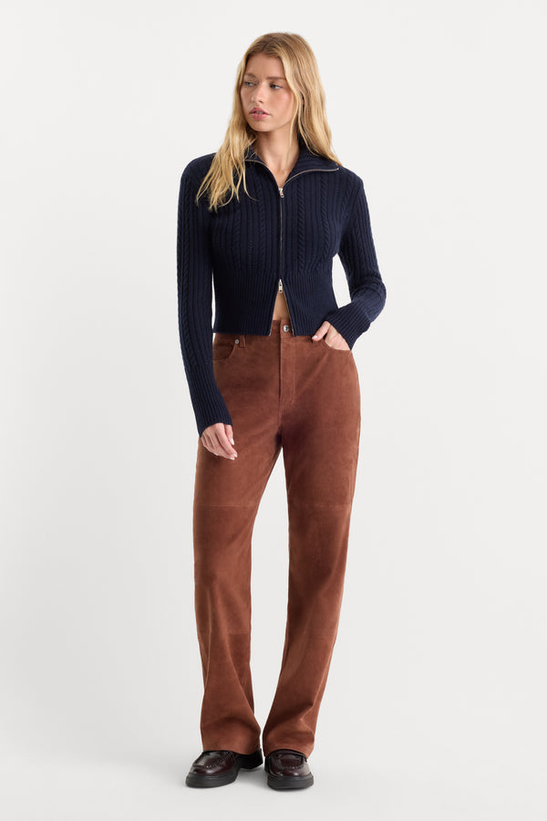 SUEDE GOOD TRUE STRAIGHT PANT | CAFE CLAY-1 | GOOD AMERICAN | MODEL