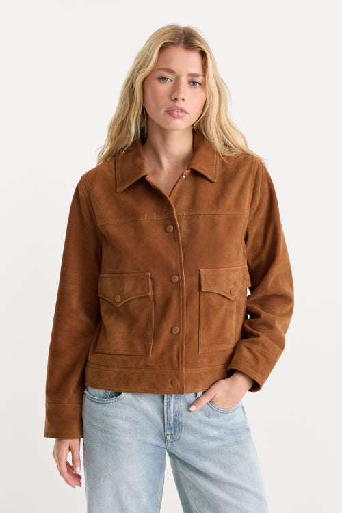 THE SUEDE BOXY JACKET | CAFE CLAY-1 | GOOD AMERICAN | MODEL