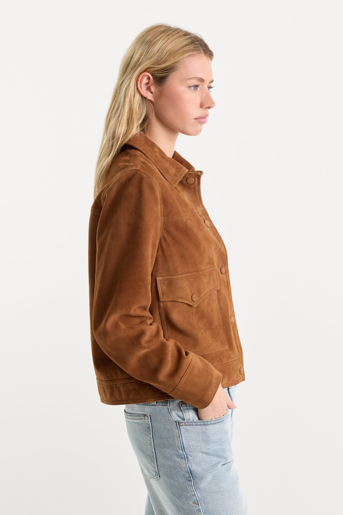 THE SUEDE BOXY JACKET | CAFE CLAY-3 | GOOD AMERICAN | MODEL