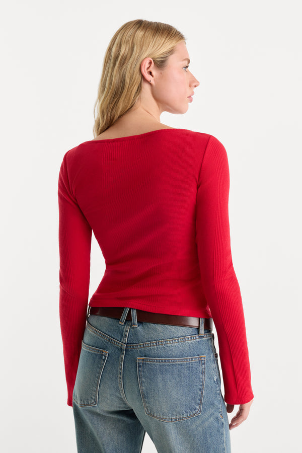 THE VARIEGATED RIB LONG SLEEVE TOP | CRIMSON ROSE-5 | GOOD AMERICAN | MODEL