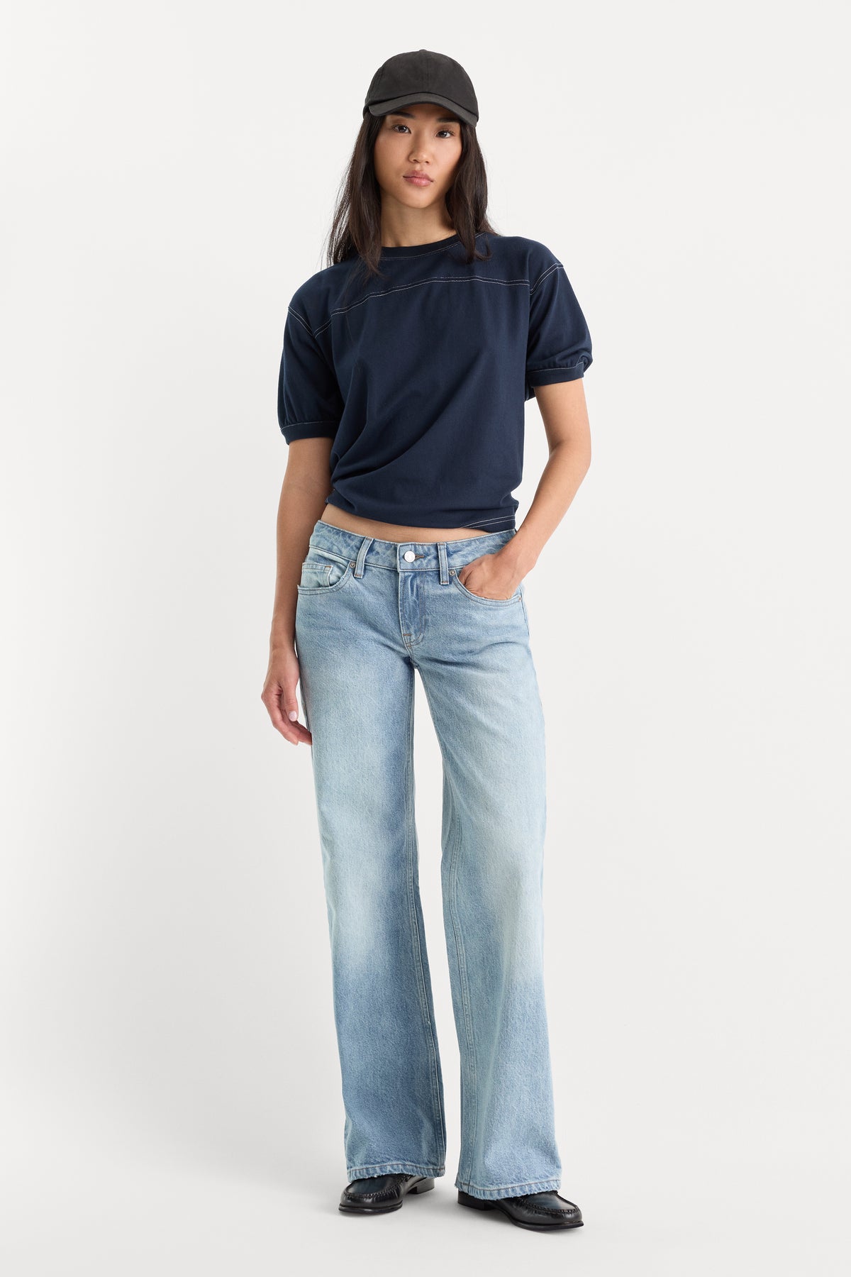 VINTAGE LOW LOOSE JEANS | VALE-1 | GOOD AMERICAN | MODEL